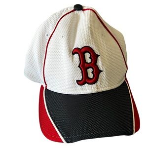 BOSTON RED SOX New Era 39thirty MLB Fitted Cap Medium / Large FAST SHIPPING